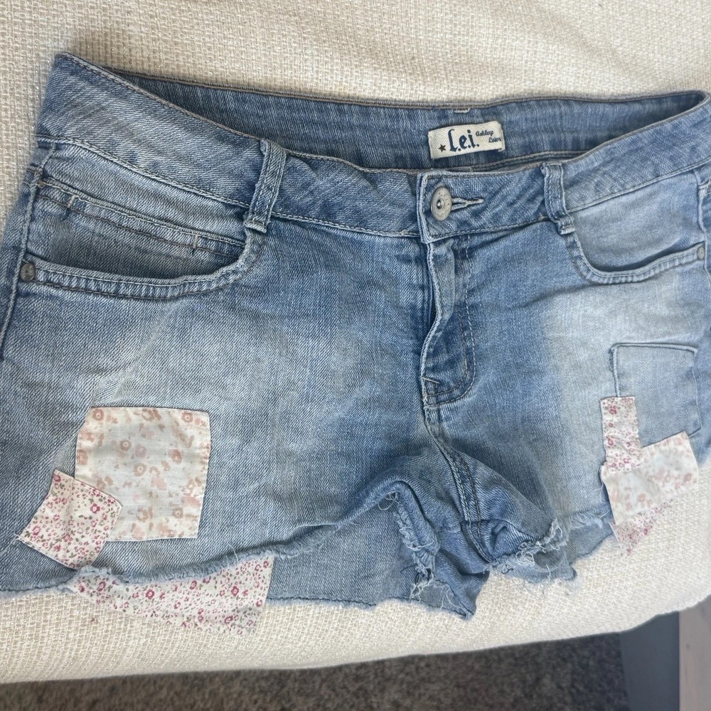Lei Ashley Low Rise Denim Shorts Womens 13 Y2K Patchwork Blue Jean Festival Boho